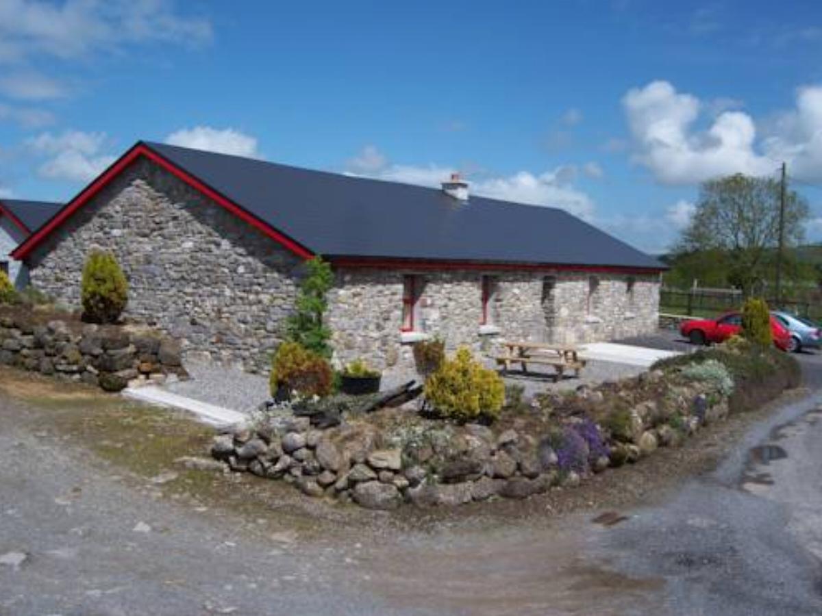 Valley Lodge Farm Hostel Hotel Claremorris Ireland