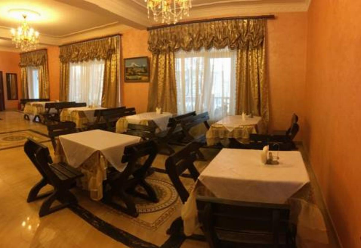 Van-Gold Hotel Alupka Crimea