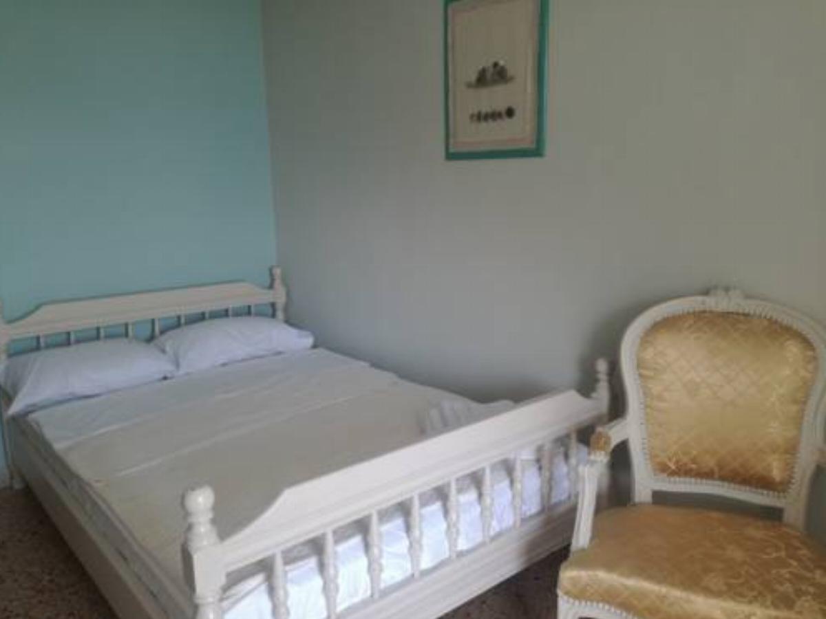 Vasileiadou Coastal Rooms Hotel Flogita Greece