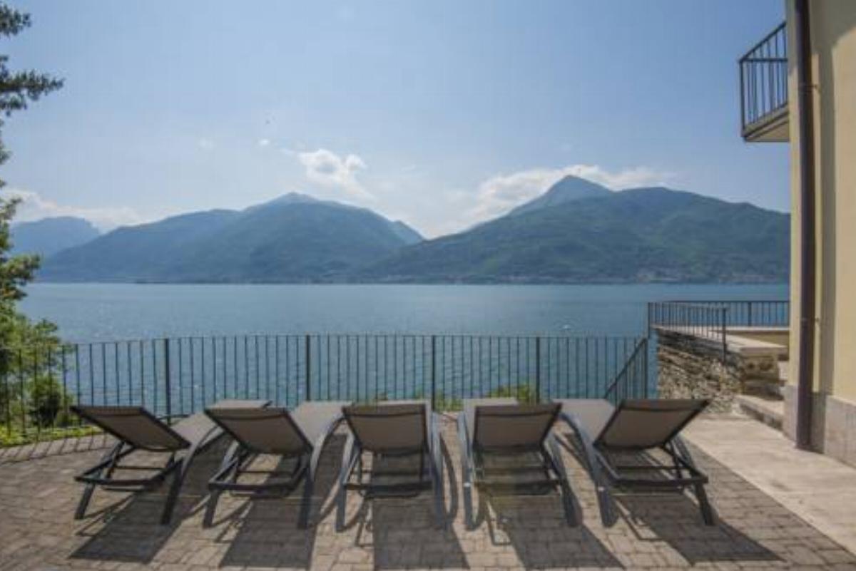 Villa a lago! Hotel Cremia Italy