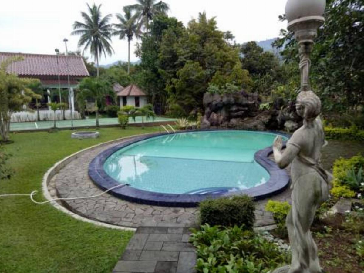 Villa Andereyo Resort Hotel Cisarua Indonesia