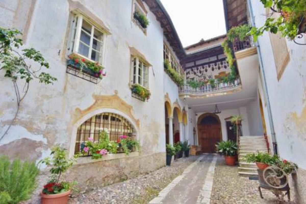 Villa Bertagnolli - Locanda Del Bel Sorriso Hotel Trento Italy
