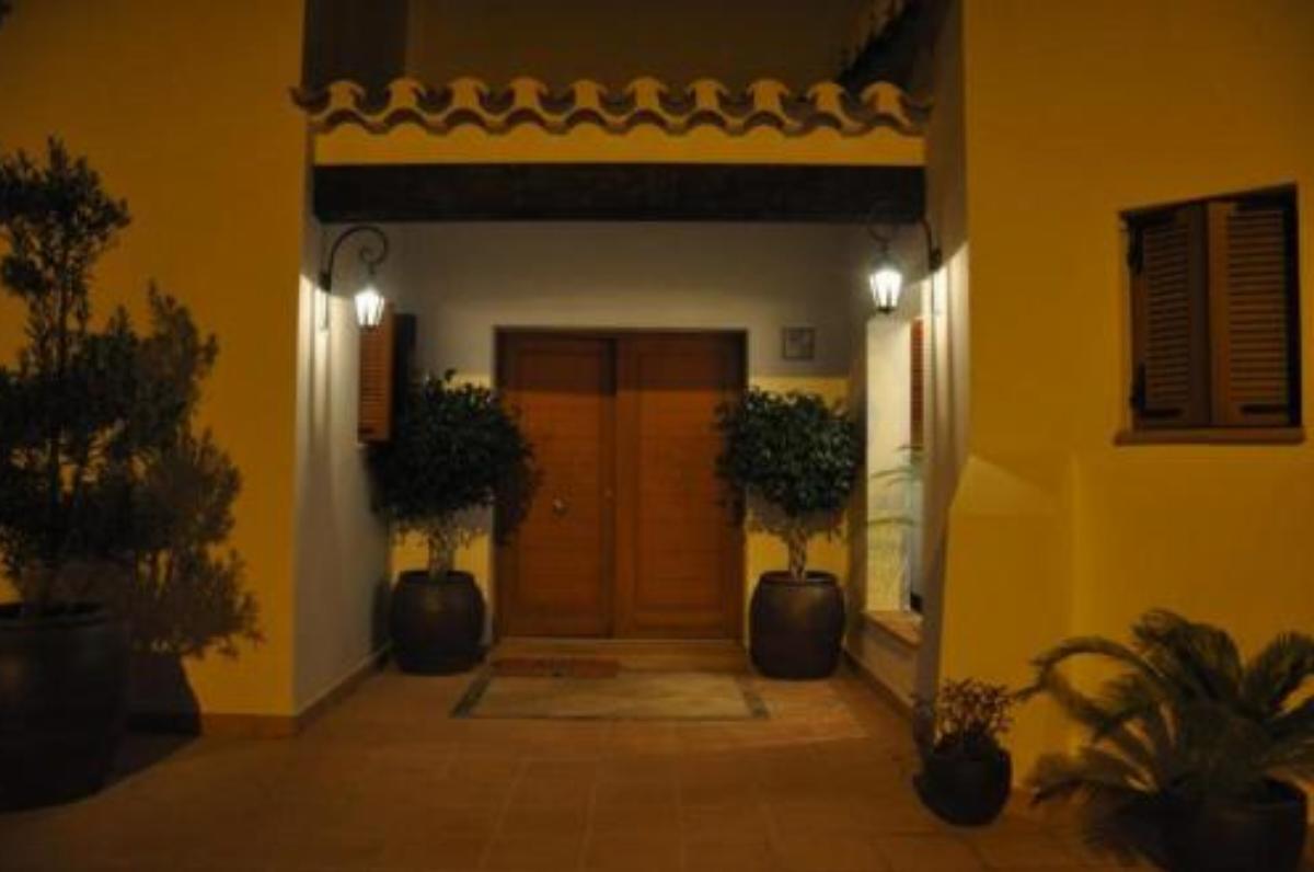 Villa Calle Zafiro Hotel Baños y Mendigo Spain