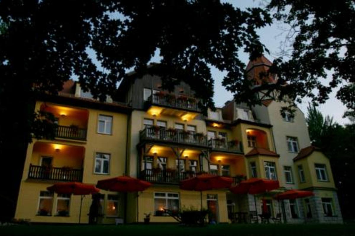 Villa Carmen & SPA Hotel Kudowa-Zdrój Poland