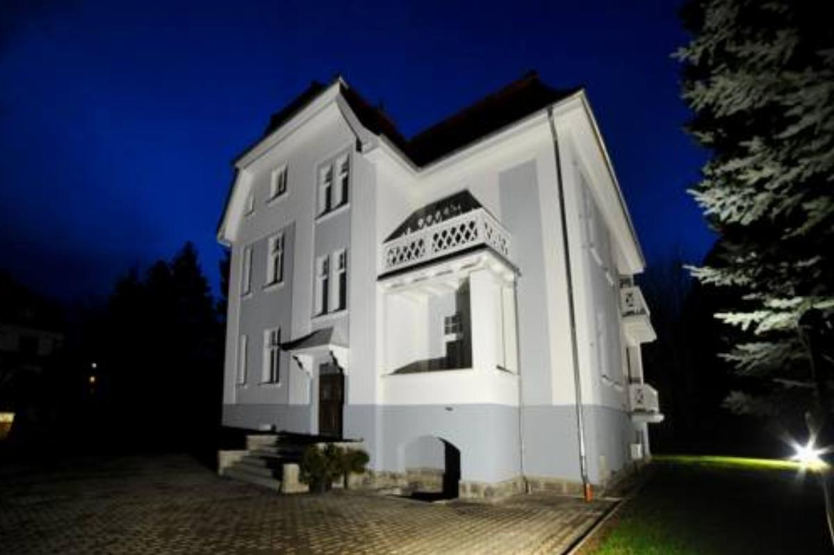 Villa Cervi Hotel Jelenia Góra Poland
