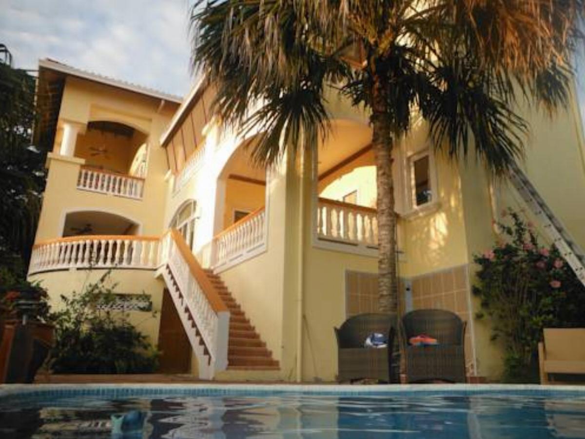 Villa Delfin Roatan Hotel West Bay Honduras
