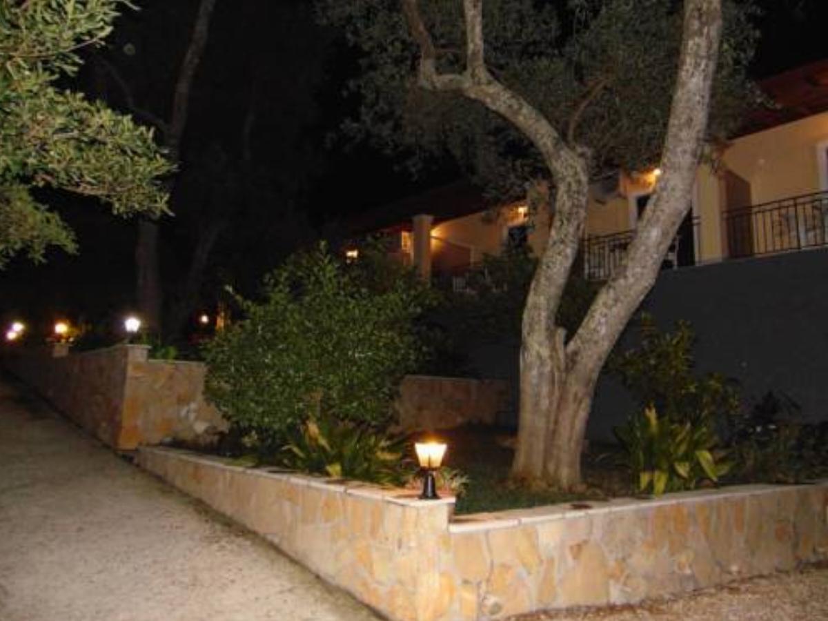 Villa Eleni - Studios Hotel Liapades Greece