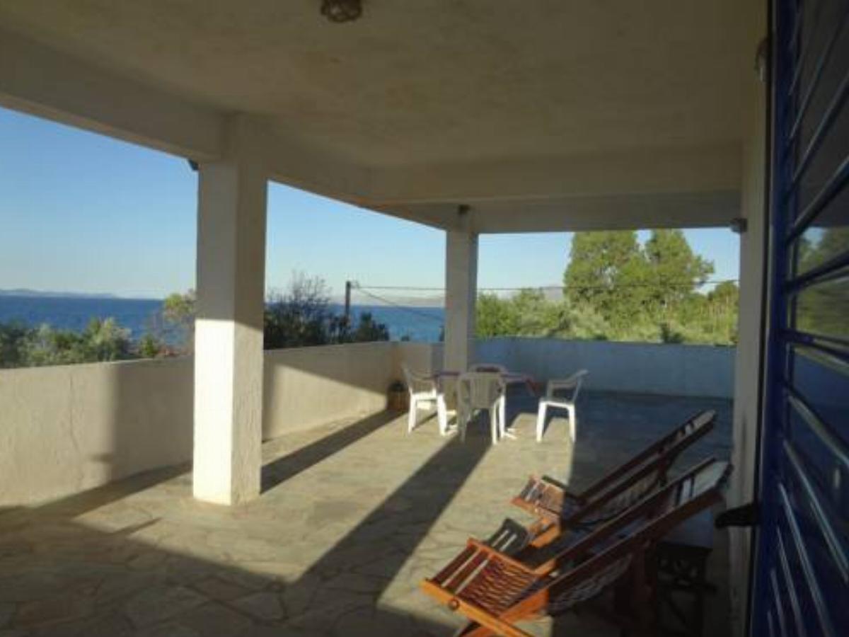 Villa Etrusca Hotel Amarinthos Greece