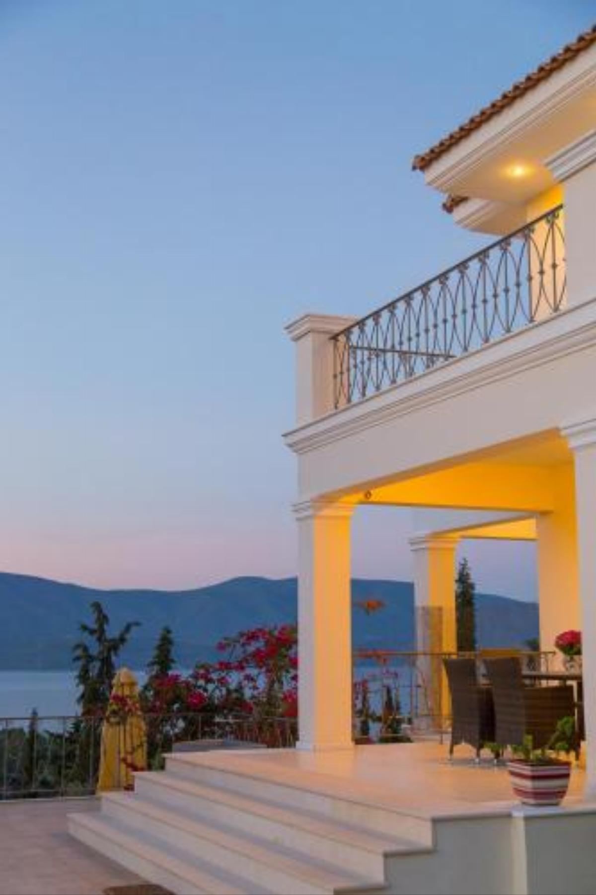 Villa Fantasia Luxury Apartment Hotel Isthmia Greece