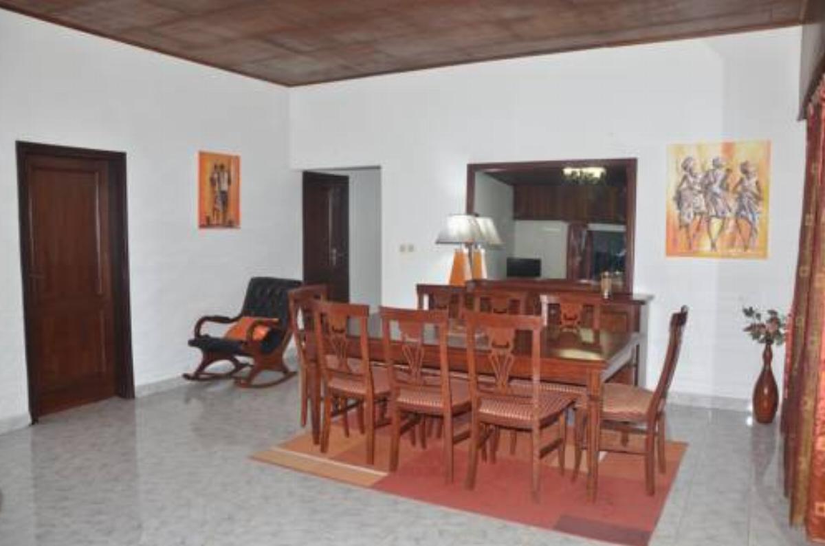 Villa les 3 oisillons Hotel Kribi Cameroon