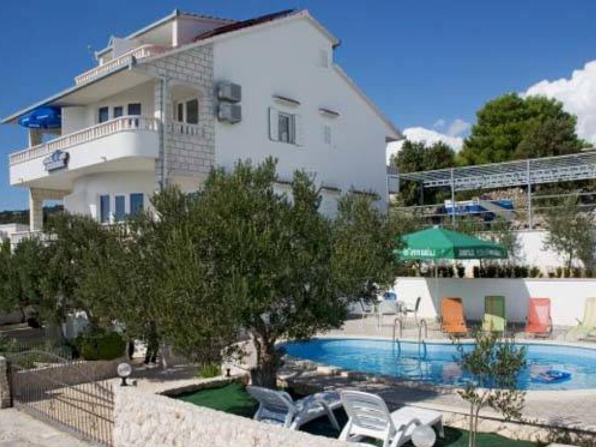 Villa Mandina Hotel Sevid Croatia