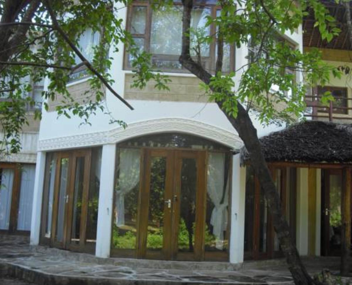 Villa Moja Hotel Kikoneni Kenya