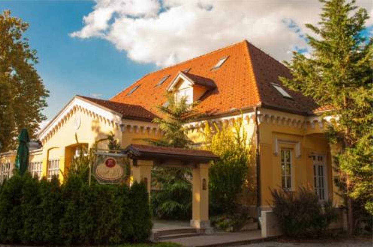 Villa Noa Hotel Križ Croatia