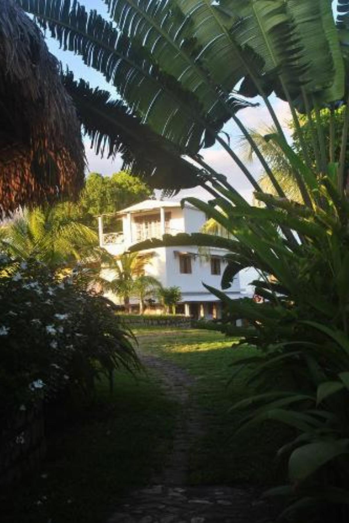 Villa Palissandre Hotel Ambatoloaka MADAGASCAR