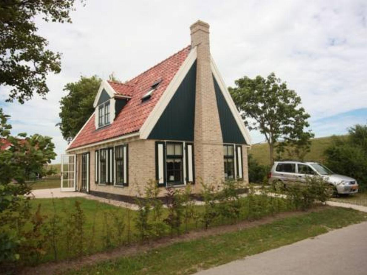 Villa Recreatiepark Wiringherlant 7 Hotel Hippolytushoef Netherlands
