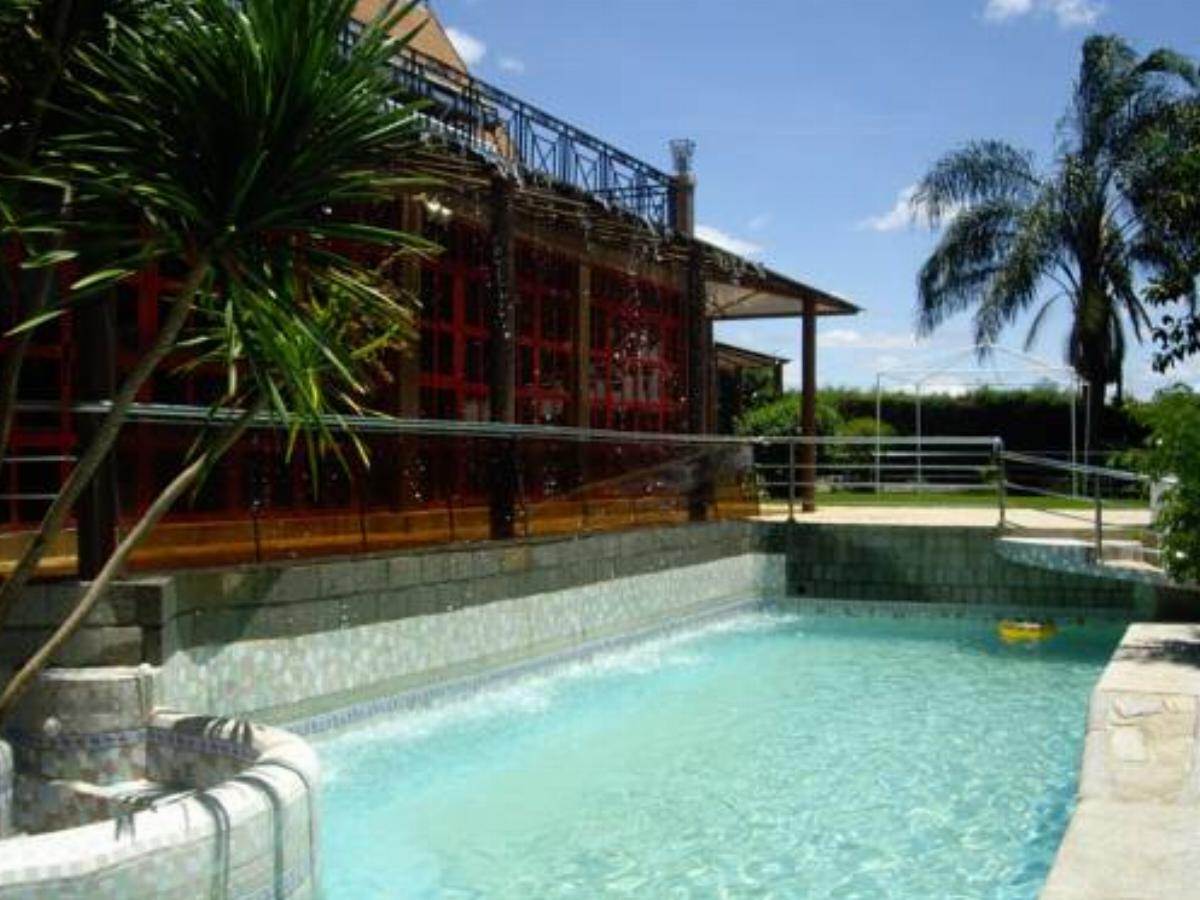 Villa V Hotel Ambohidraserika MADAGASCAR