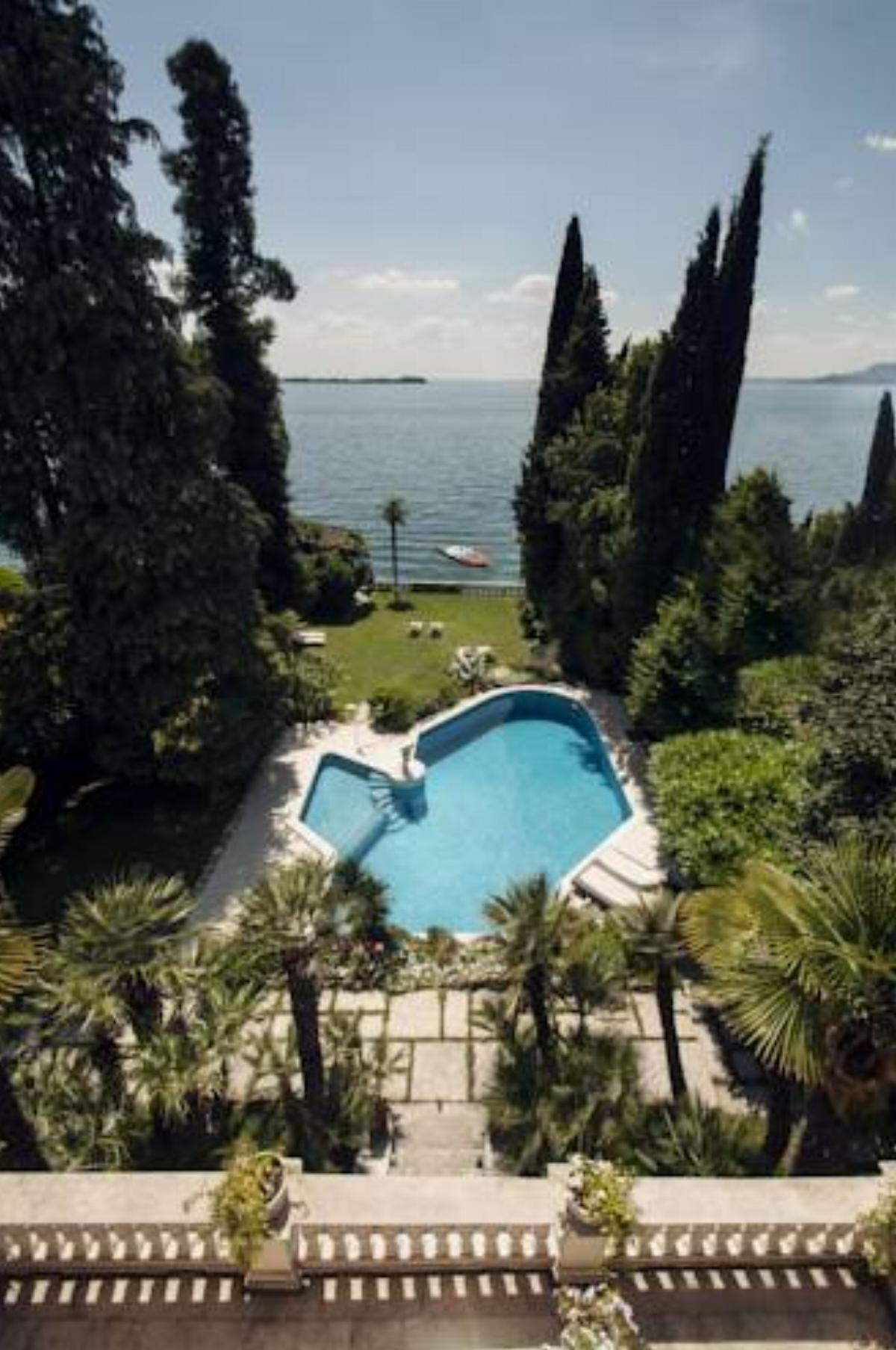Villa Vittoria Hotel Gardone Riviera Italy