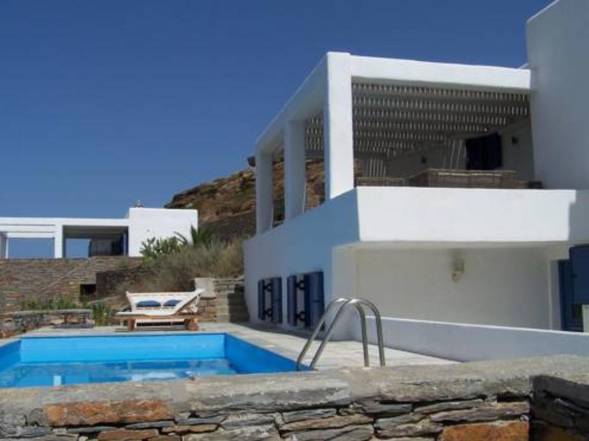 Villa with Pool in Kea Hotel Kastrianí Greece