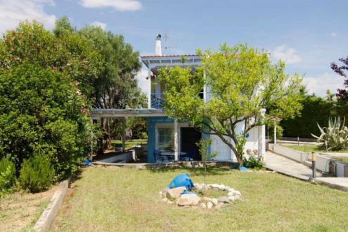 Villa with Private Garden in Halkidiki Hotel Flogita Greece