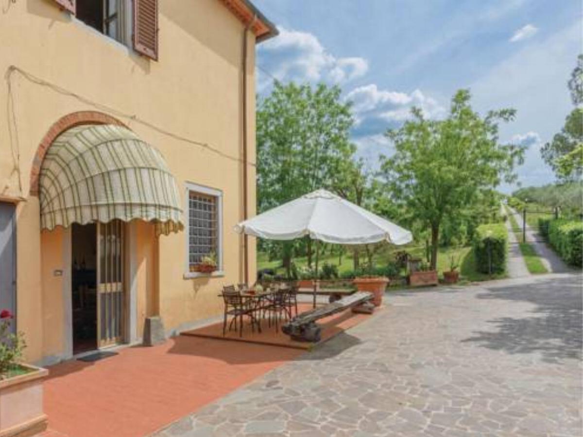 Viola Malmantile Hotel Ginestra Italy