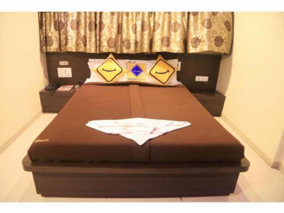Vista Rooms at Lal Darwaja Station Road Hotel Sūrat India