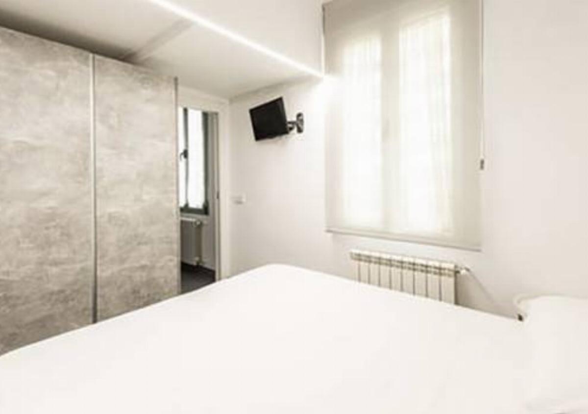 Vonelf Luxury Apartments - Retiro Hotel Madrid Spain