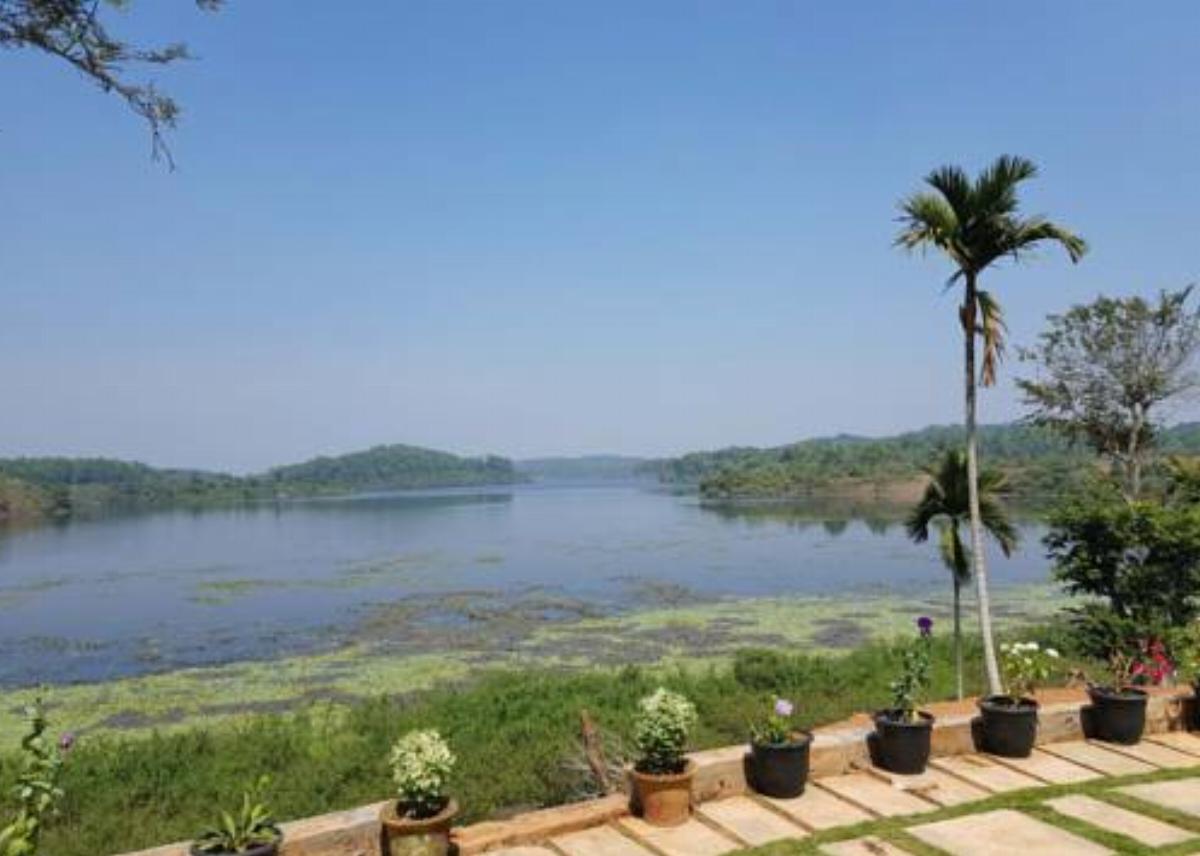 Wayanad Lake View Retreat Hotel Ambalavayal India