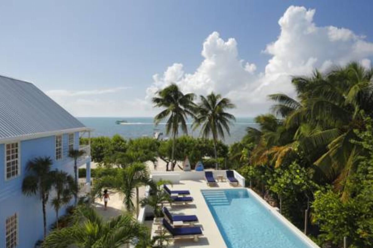 Weezie's Ocean Front Hotel and Garden Cottages Hotel Caye Caulker Belize