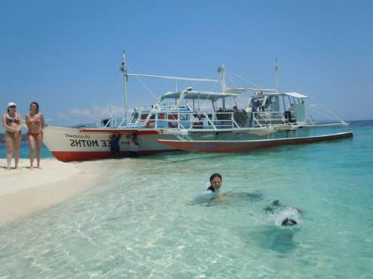 Wellbeach Dive Resort Hotel Dauin Philippines