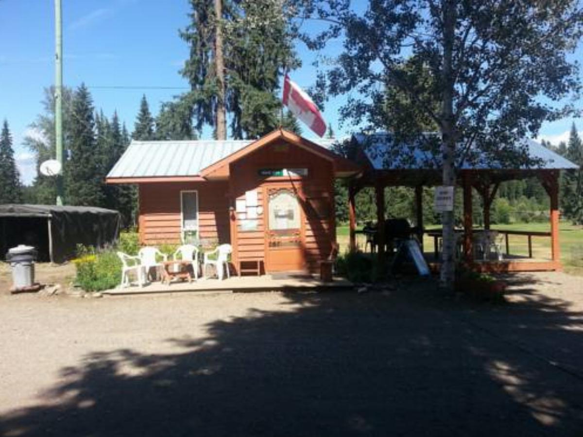 Wells Gray Golf Resort and RV Park Hotel Clearwater Canada
