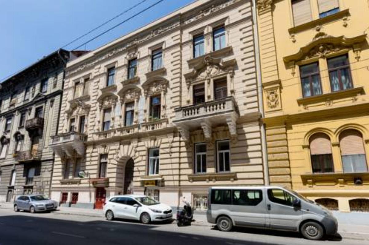 Westend Cosy Apartment in the City Center Hotel Budapest Hungary