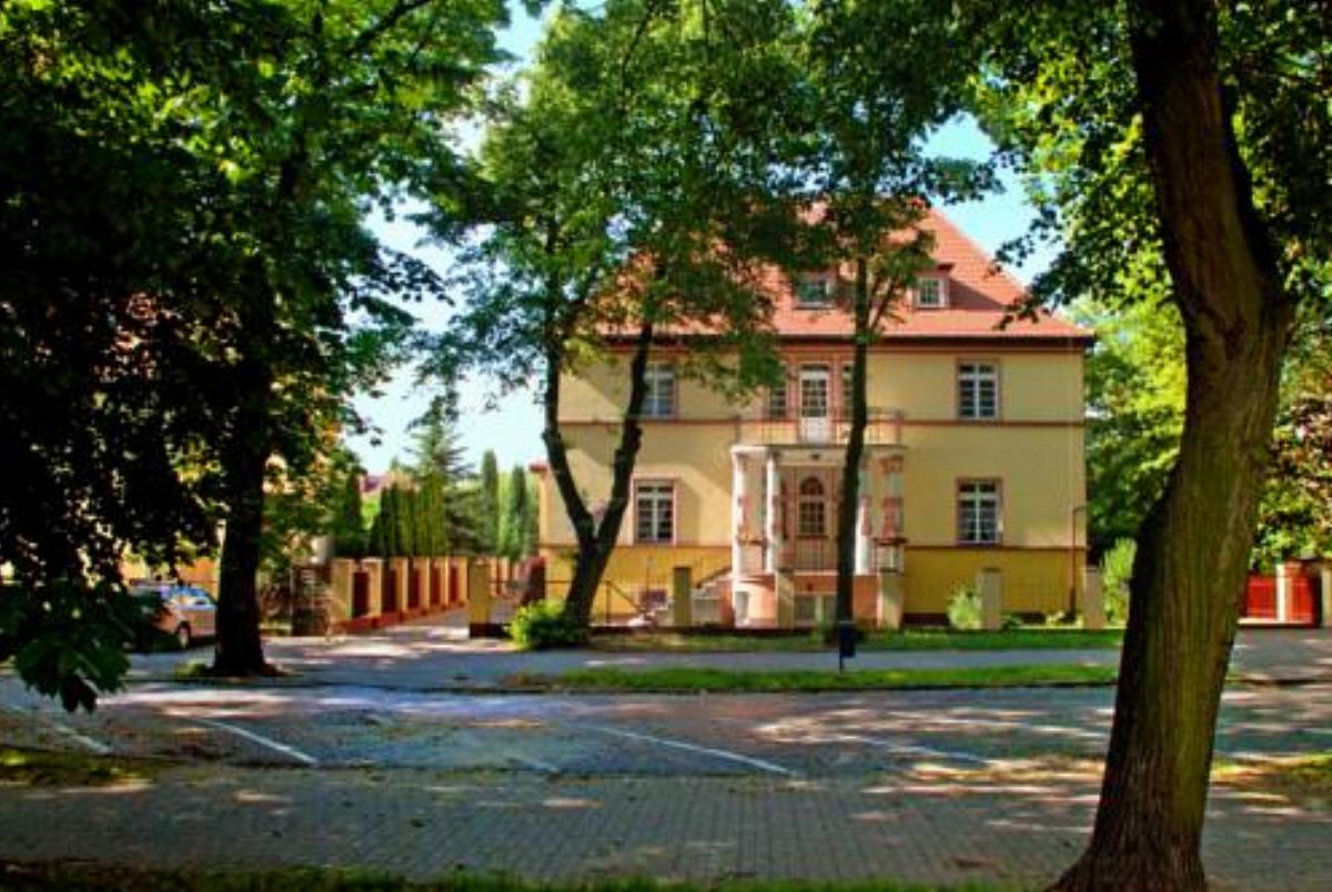 Willa Pod Różami Hotel Inowrocław Poland
