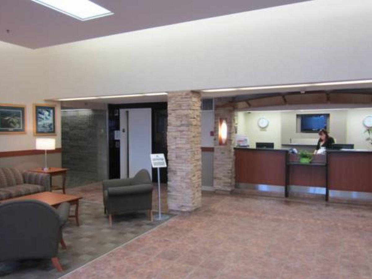 Woodlands Inn & Suites Hotel Fort Nelson Canada