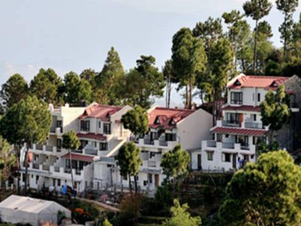 Woodsvilla Resort Hotel Rānīkhet India