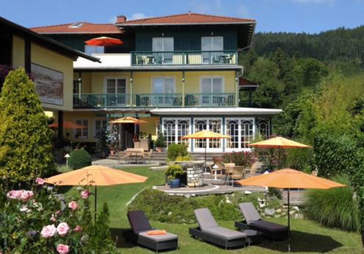 WUNDERs Ferienpension Hotel Pörtschach am Wörthersee Austria