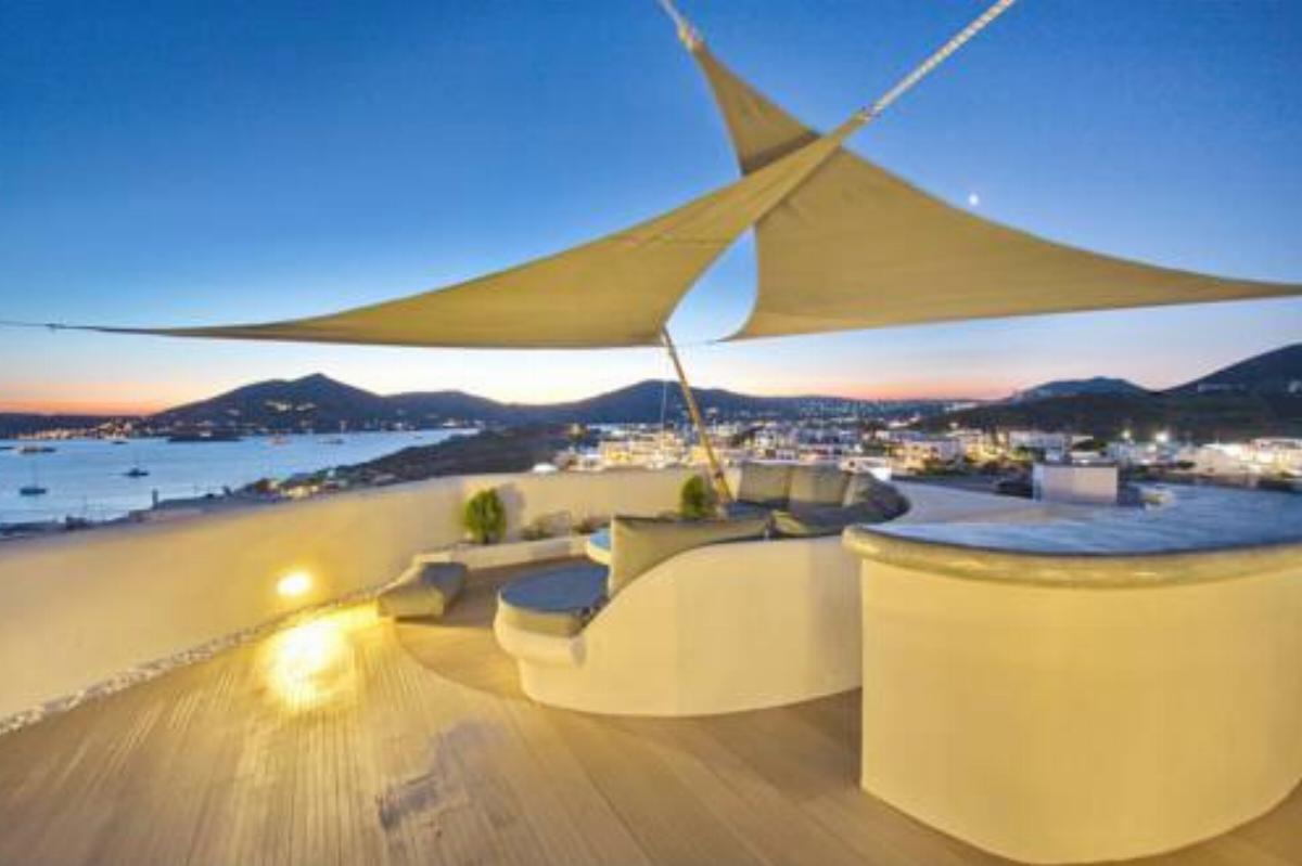 Yades Suites - Apartments & Spa Hotel Náousa Greece