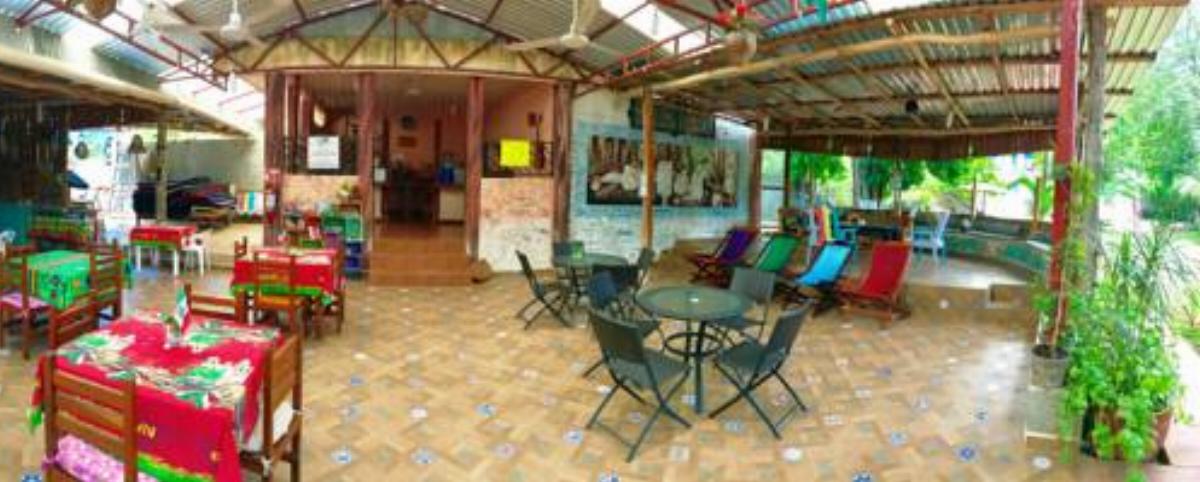 Yaxche Centro Hostal y Camping Hotel Bacalar Mexico