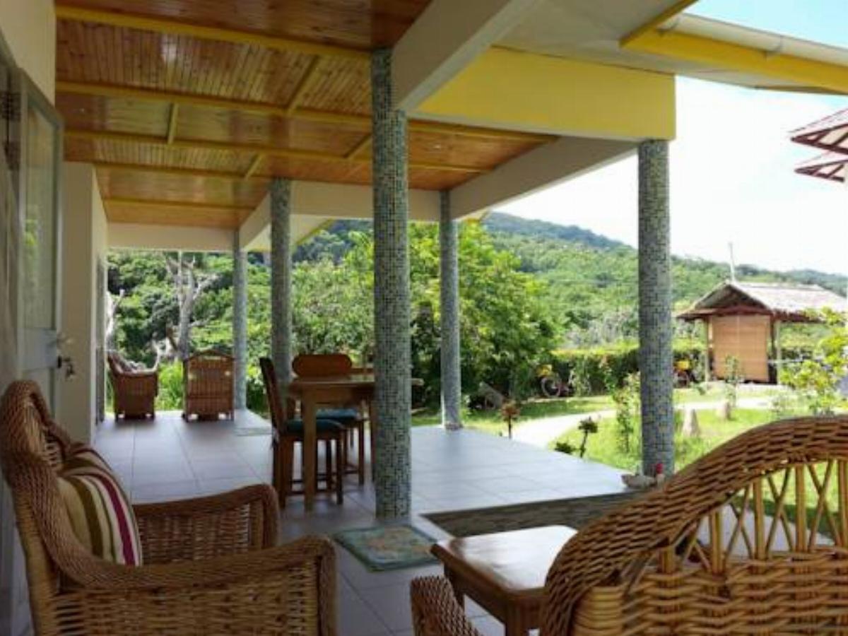 Zanboza Guesthouse Self Catering Hotel La Digue Seychelles