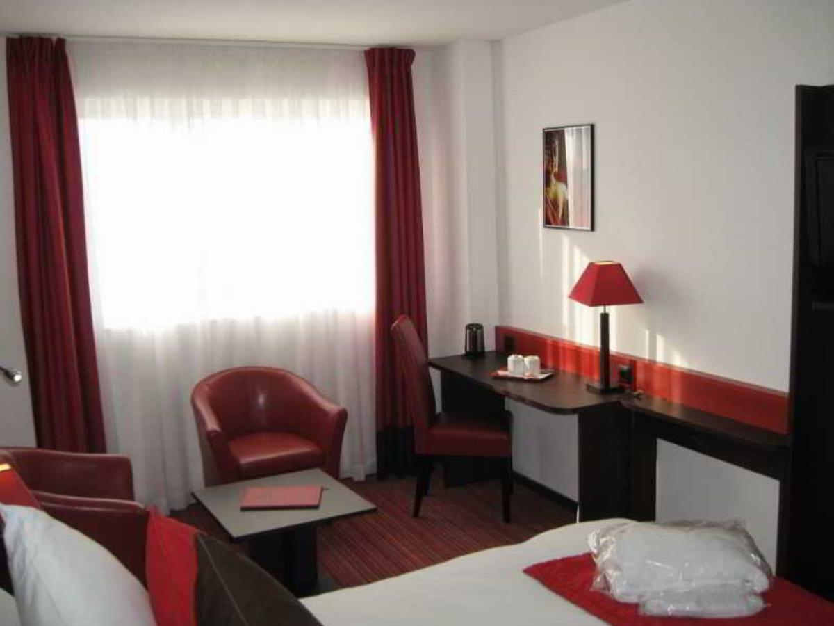 Zenia Hotel & Spa Hotel Cambrai France